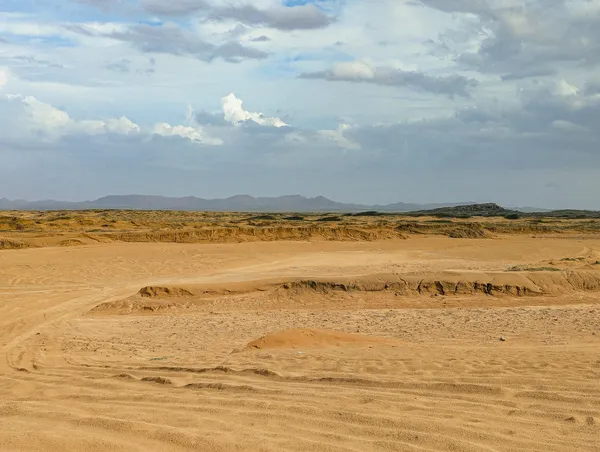 Flache Sanddünen