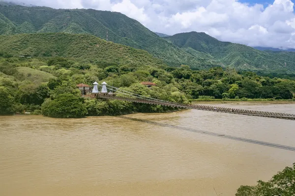 Puenta de Occidente Hängebrücke